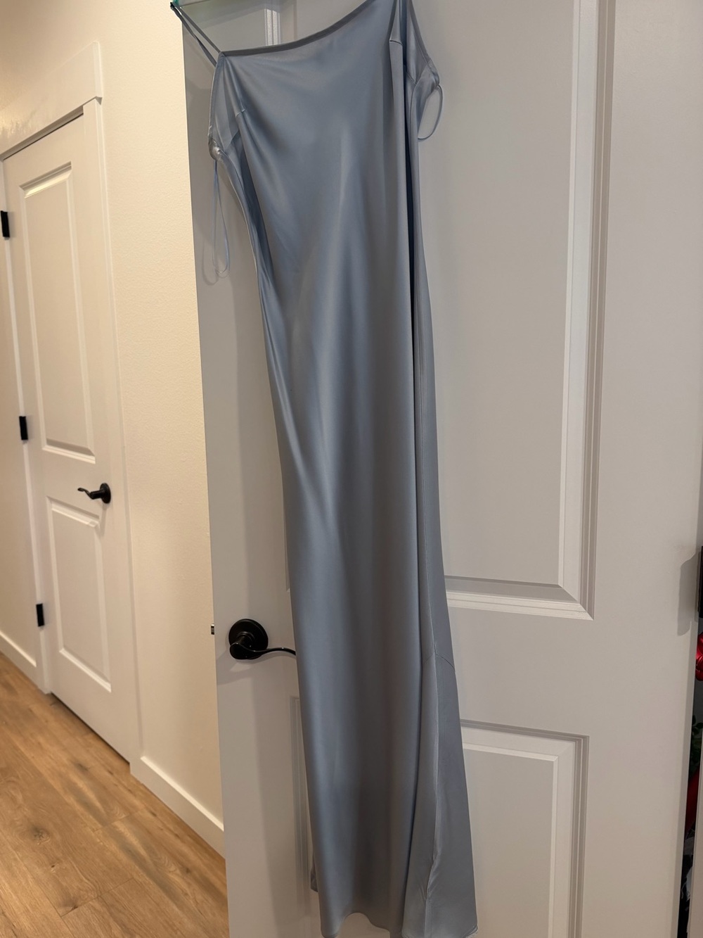 Reformation Lilibeth silk dress - Picture 4 of 7